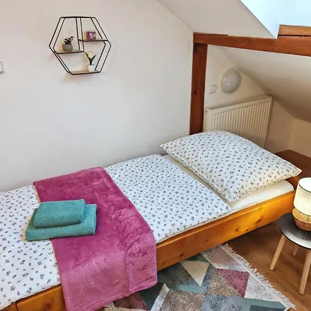 Stela Old Town With Private Parking